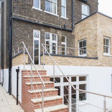 Pass The Keys - Spacious Flat With Private Sun Terrace In South East Londra Esterno foto