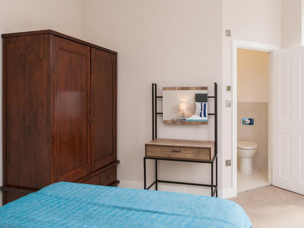 Pass The Keys - Spacious Flat With Private Sun Terrace In South East Londra Esterno foto