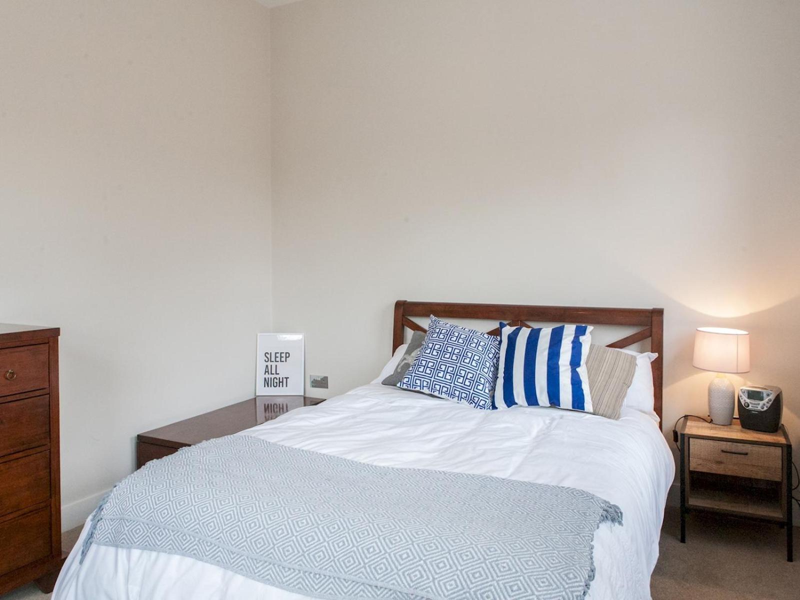 Pass The Keys - Spacious Flat With Private Sun Terrace In South East Londra Esterno foto