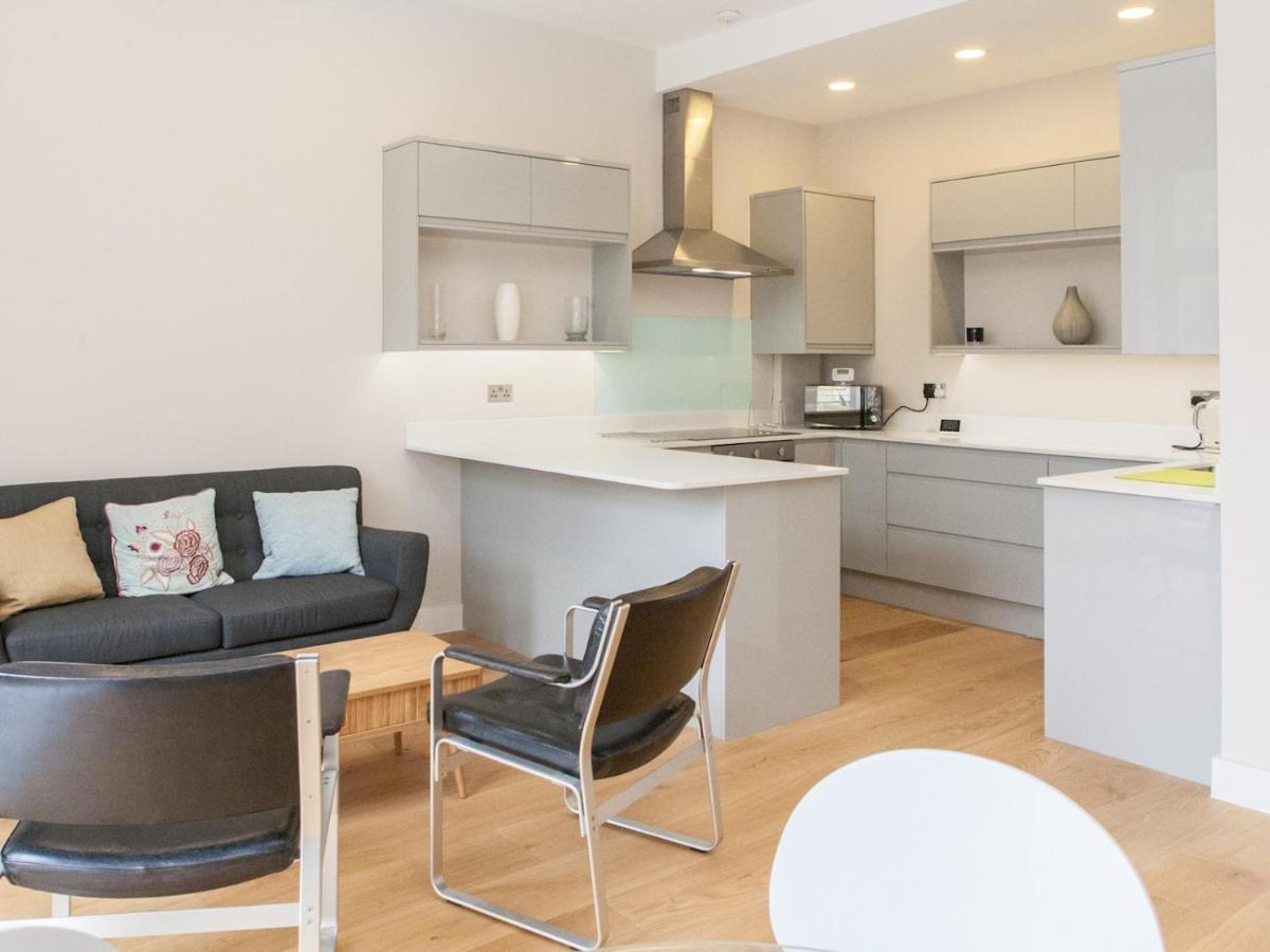 Pass The Keys - Spacious Flat With Private Sun Terrace In South East Londra Esterno foto